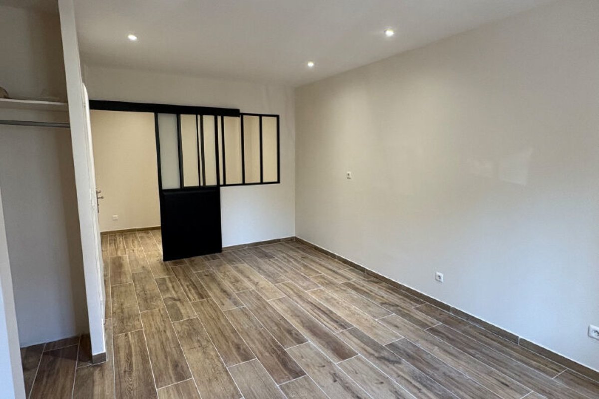 Appartement à louer, 26m², Saint-Raphaël