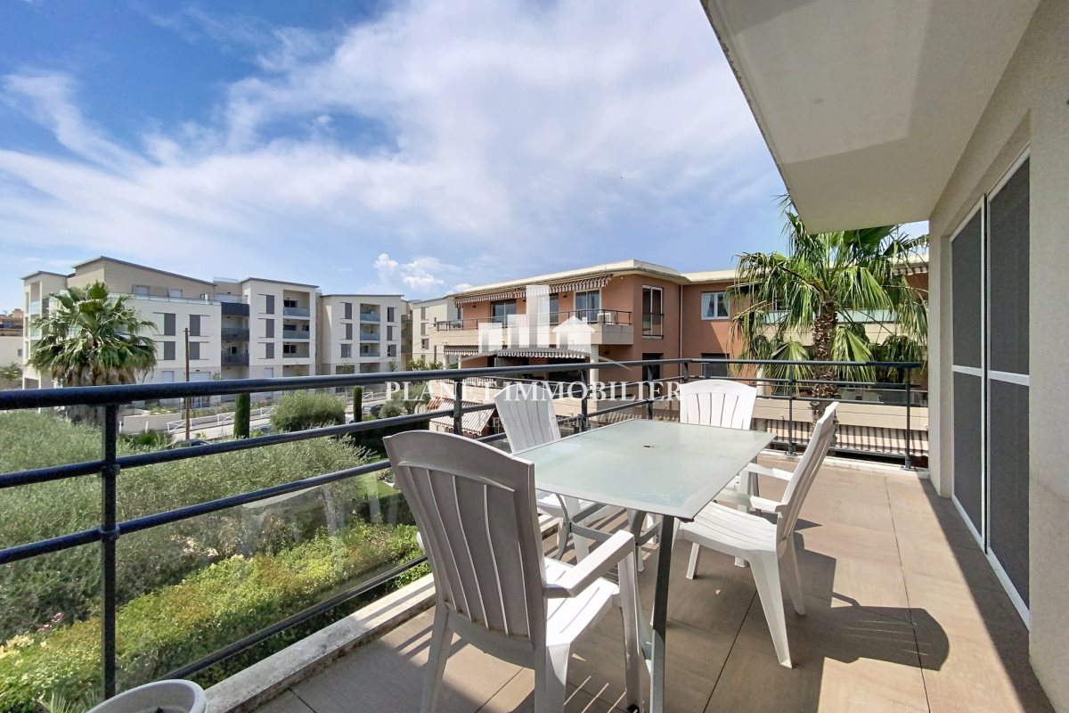 Appartement à vendre, 66m², Antibes