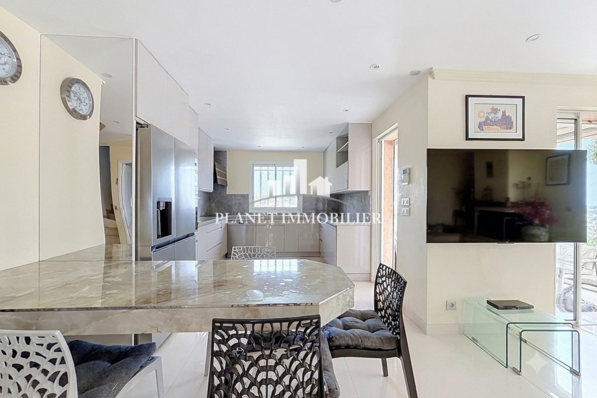 Maison à vendre, 180m², Vallauris
