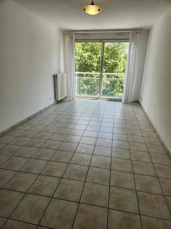 Appartement à louer, 47m², Le Monastère
