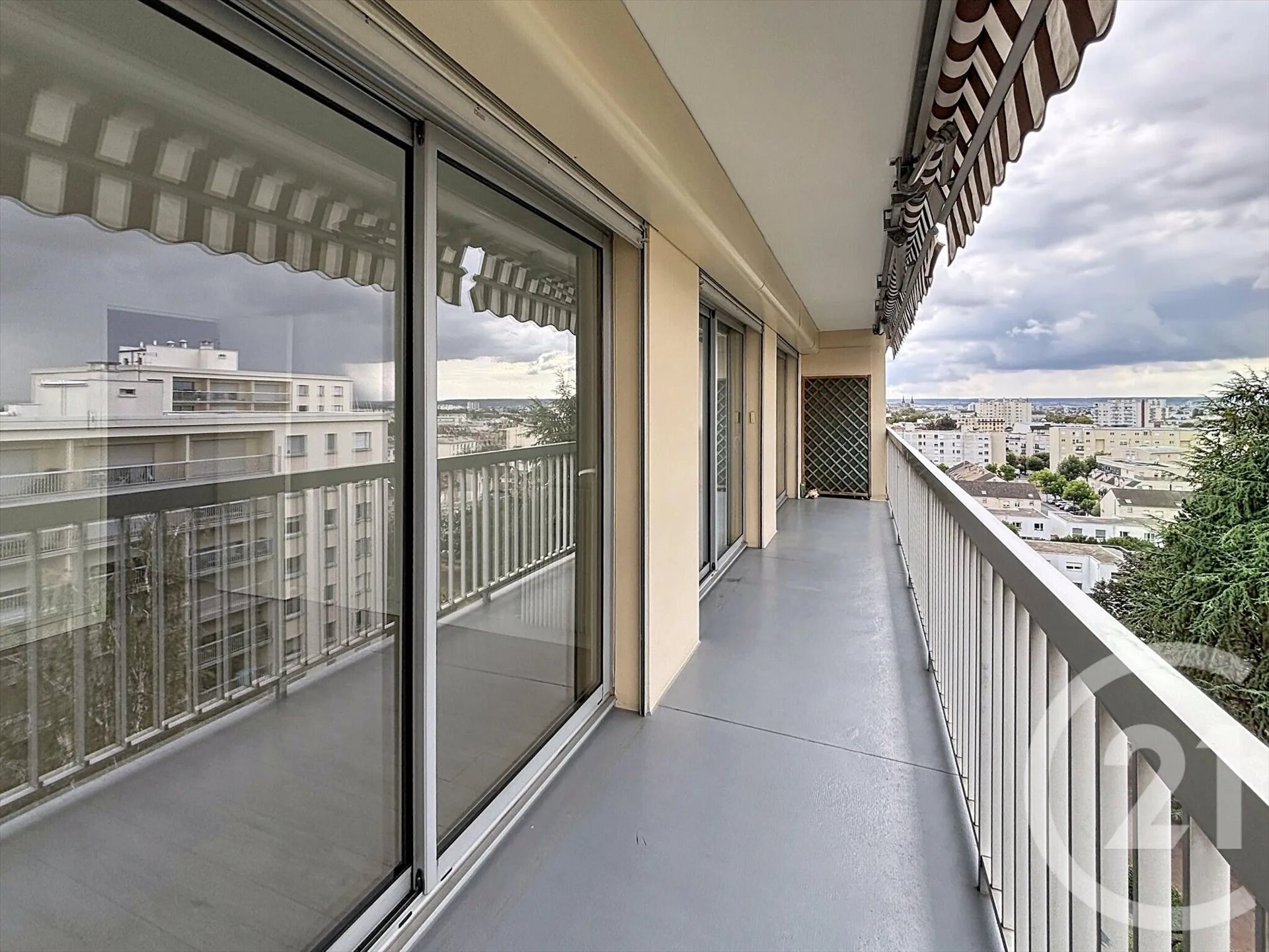 Appartement à louer, 84m², Reims