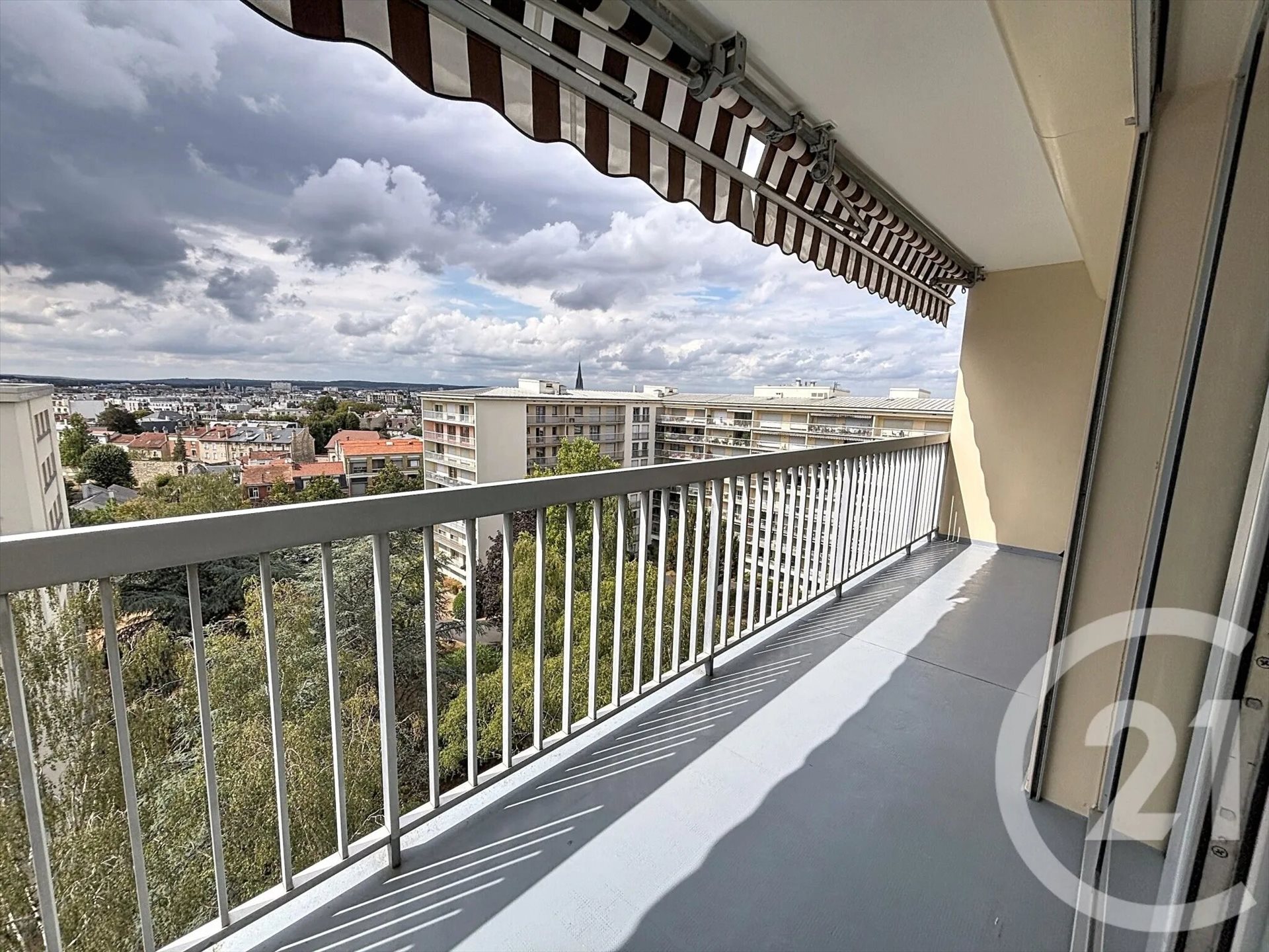 Appartement à louer, 84m², Reims
