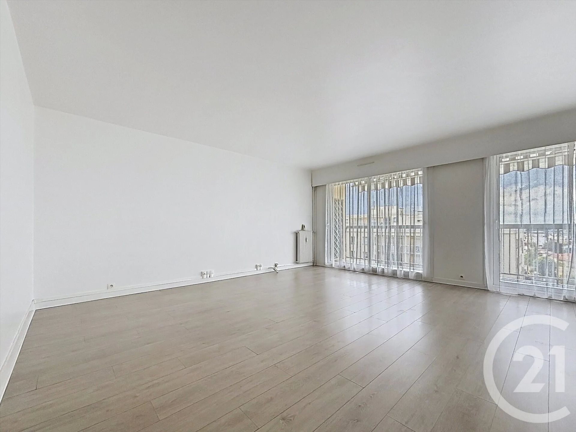 Appartement à louer, 84m², Reims