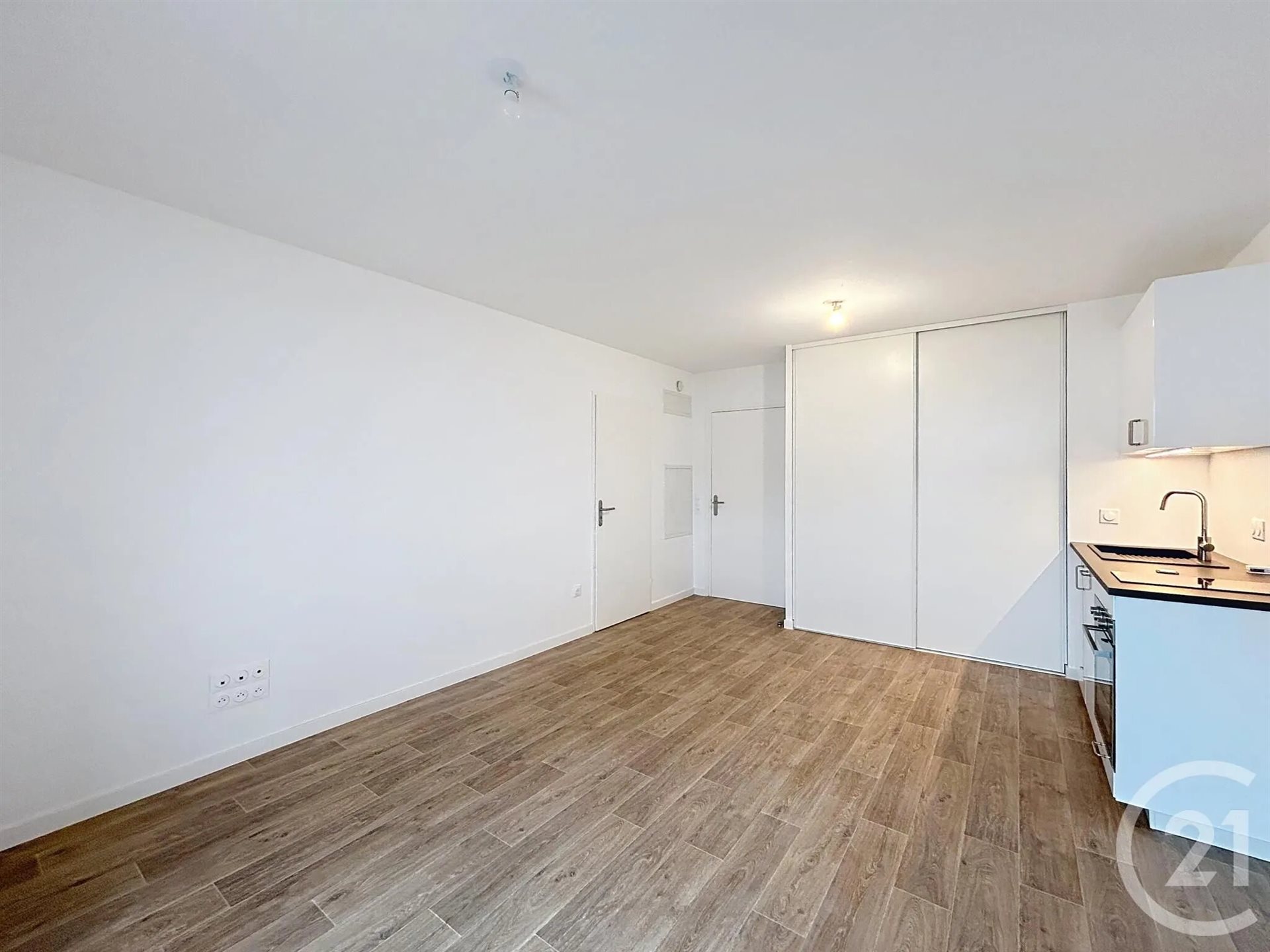 Appartement à louer, 27m², Reims