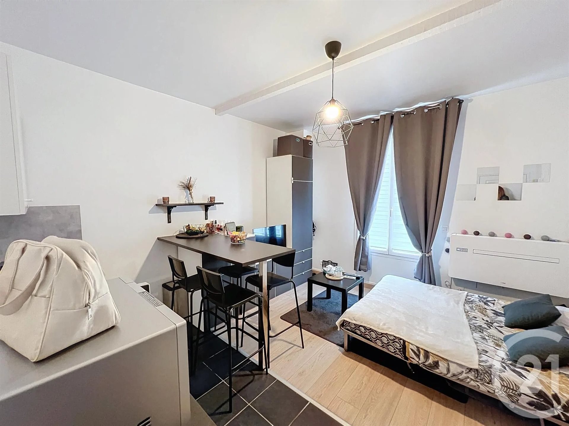 Appartement à louer, 19m², Reims