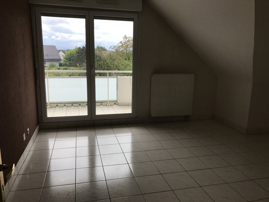 Appartement à louer, 64m², Roeschwoog