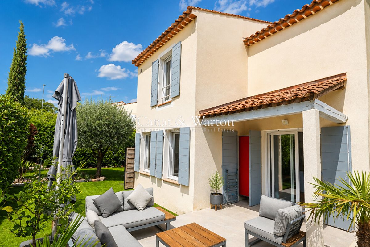 Maison à vendre, 118m², Saint-Raphaël
