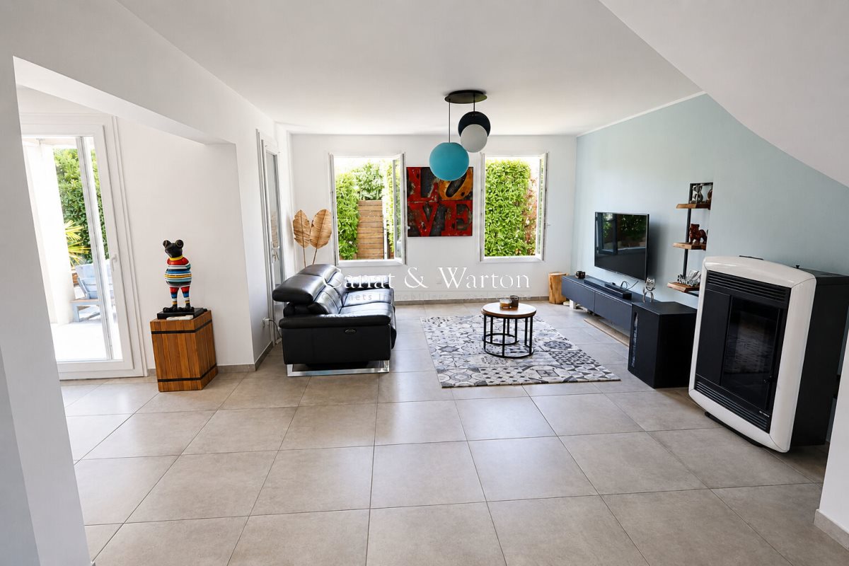 Maison à vendre, 118m², Saint-Raphaël