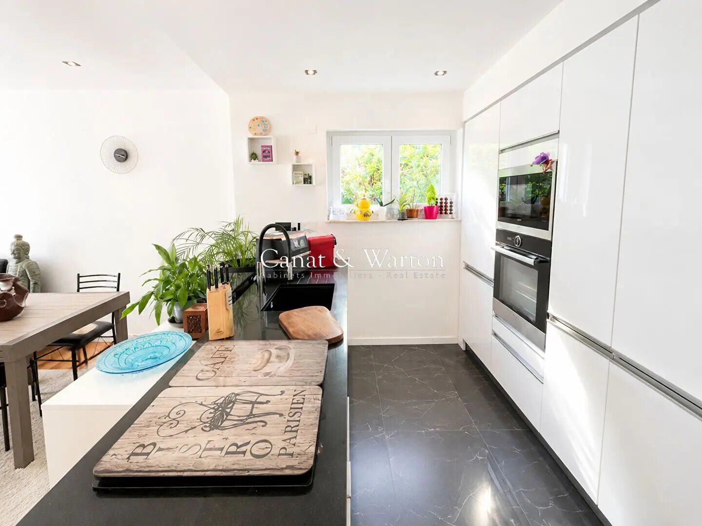 Appartement à vendre, 66m², Fréjus