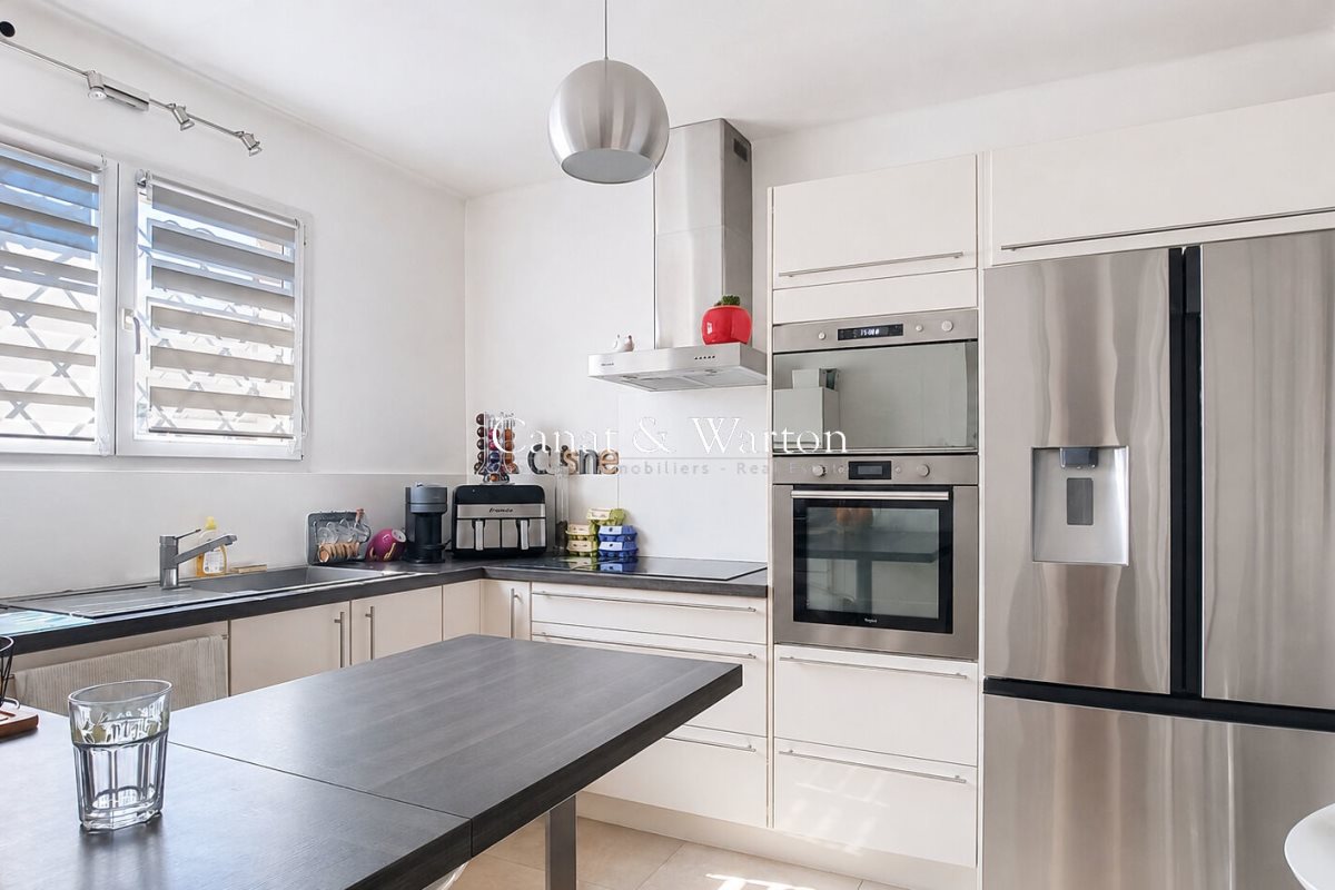 Maison à vendre, 140m², Saint-Raphaël