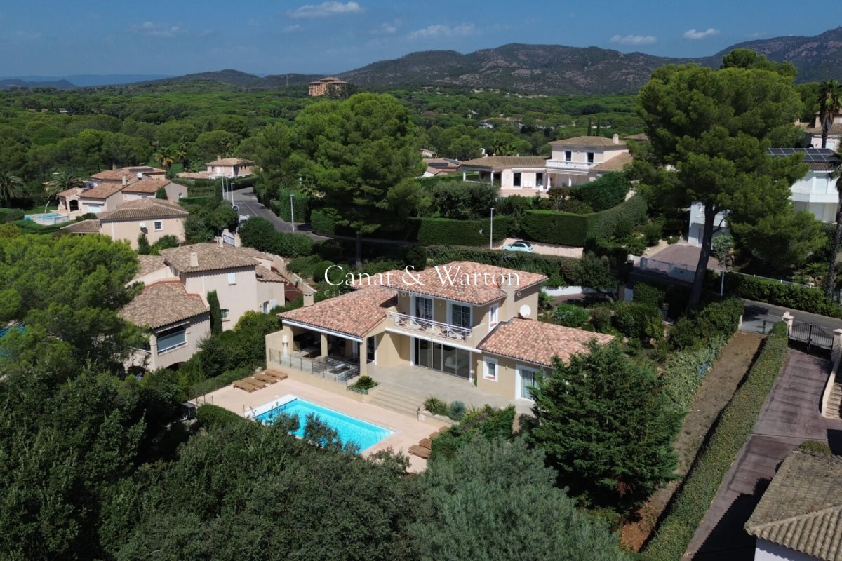 Maison à vendre, 171m², Saint-Raphaël