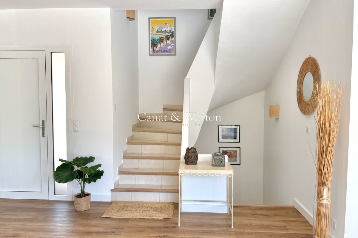 Maison à vendre, 171m², Saint-Raphaël