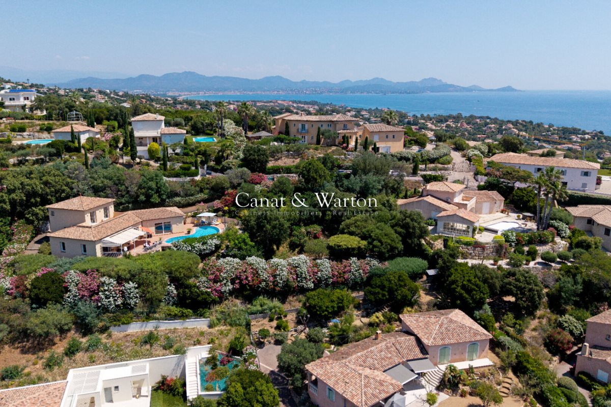 Maison à vendre, 200m², Roquebrune-sur-Argens