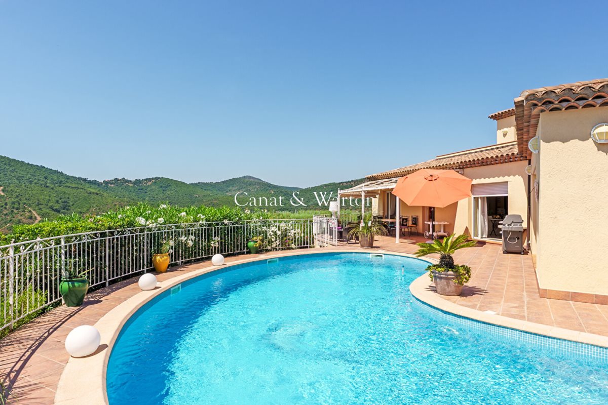 Maison à vendre, 200m², Roquebrune-sur-Argens