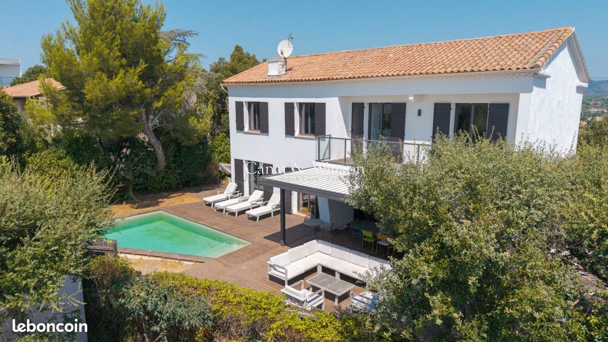 Maison à vendre, 204m², Saint-Raphaël