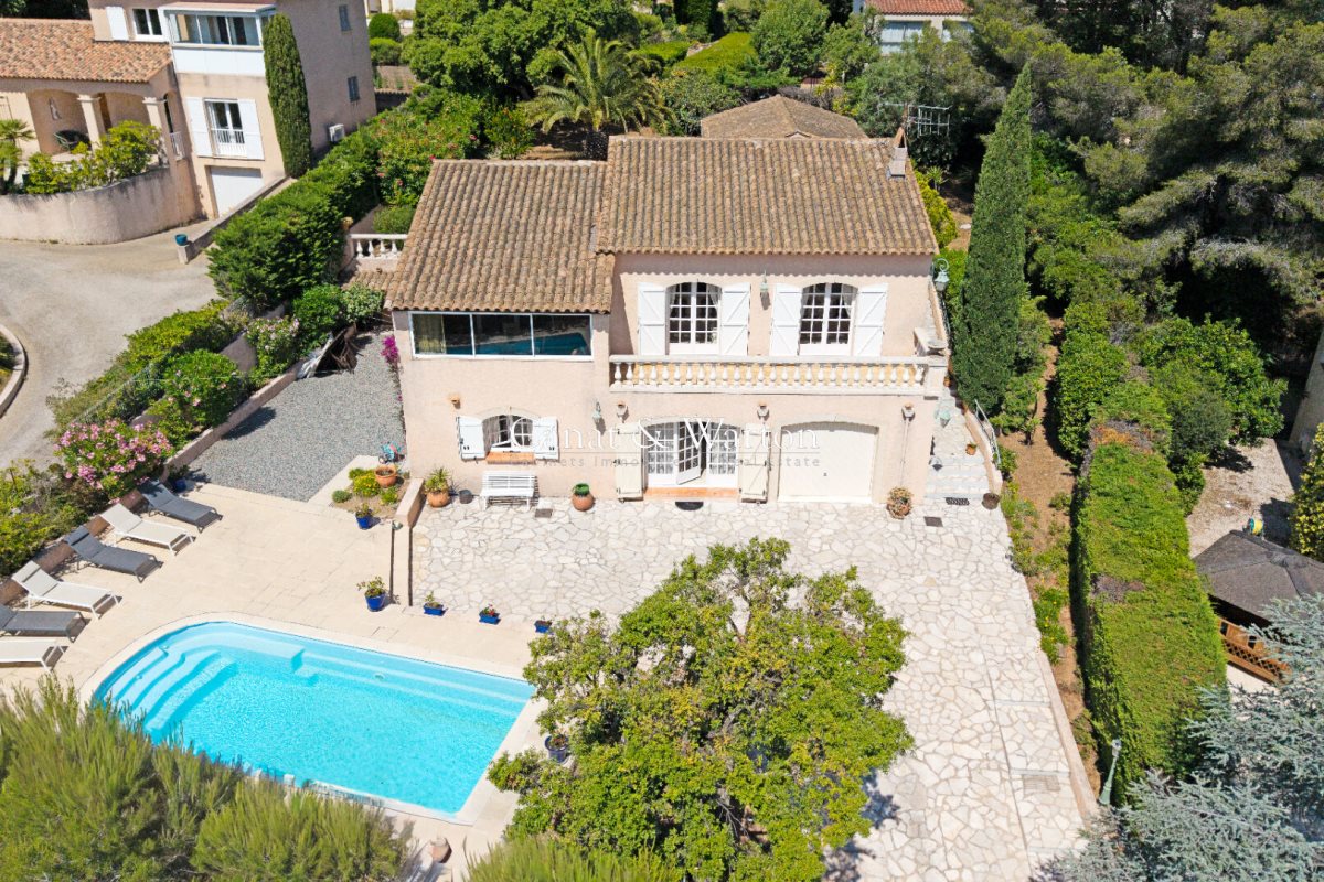 Appartement à vendre, 202m², Saint-Raphaël