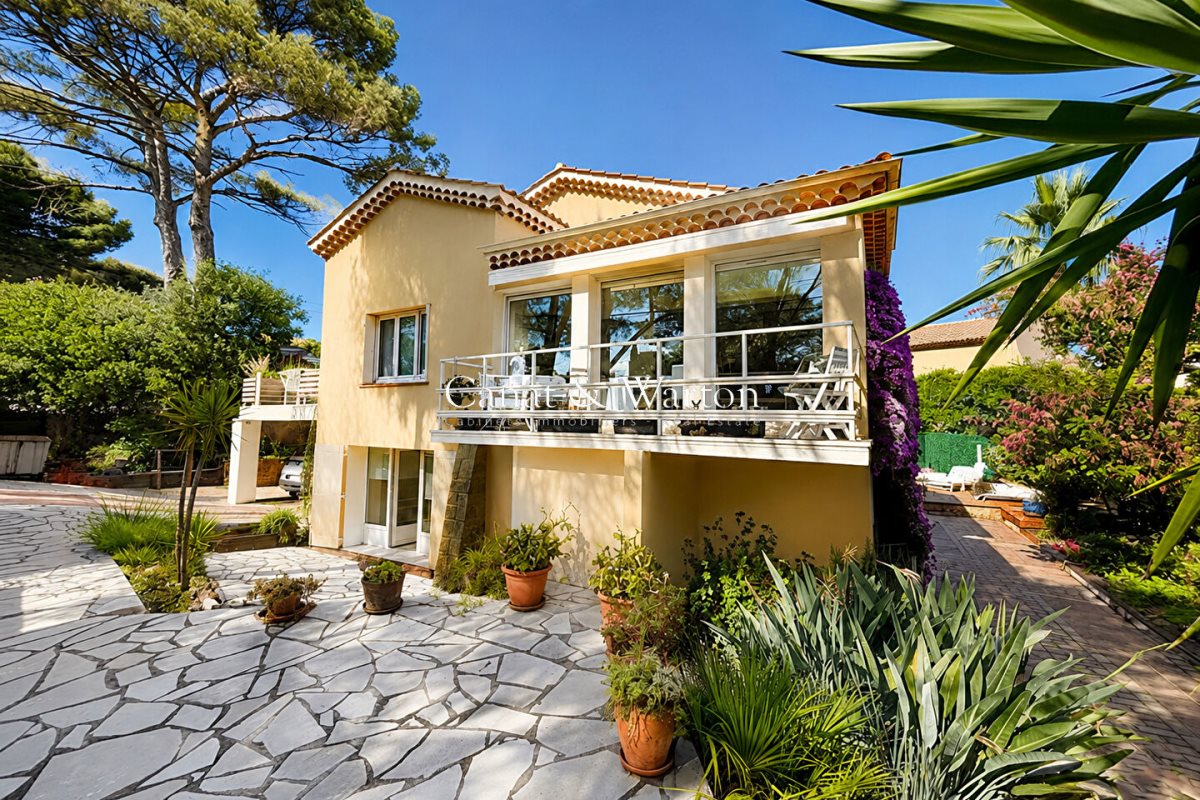 Maison à vendre, 145m², Saint-Raphaël