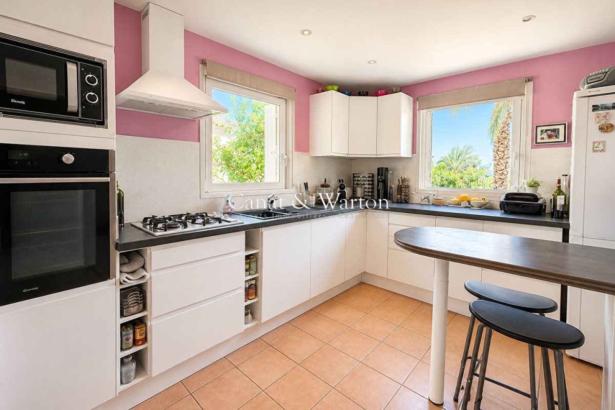 Maison à vendre, 145m², Saint-Raphaël