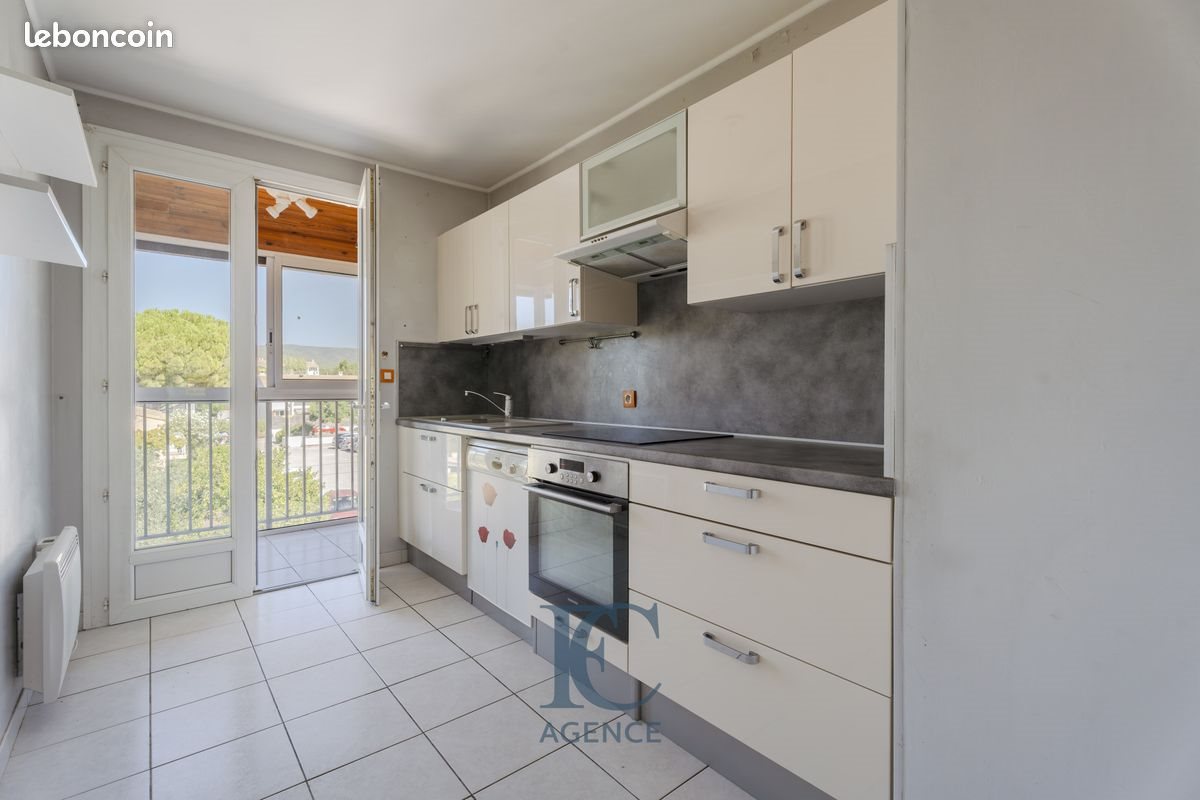 Appartement à vendre, 70m², Saint-Cyr-sur-Mer