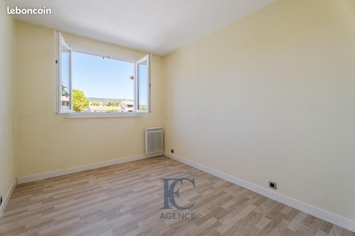Appartement à vendre, 70m², Saint-Cyr-sur-Mer
