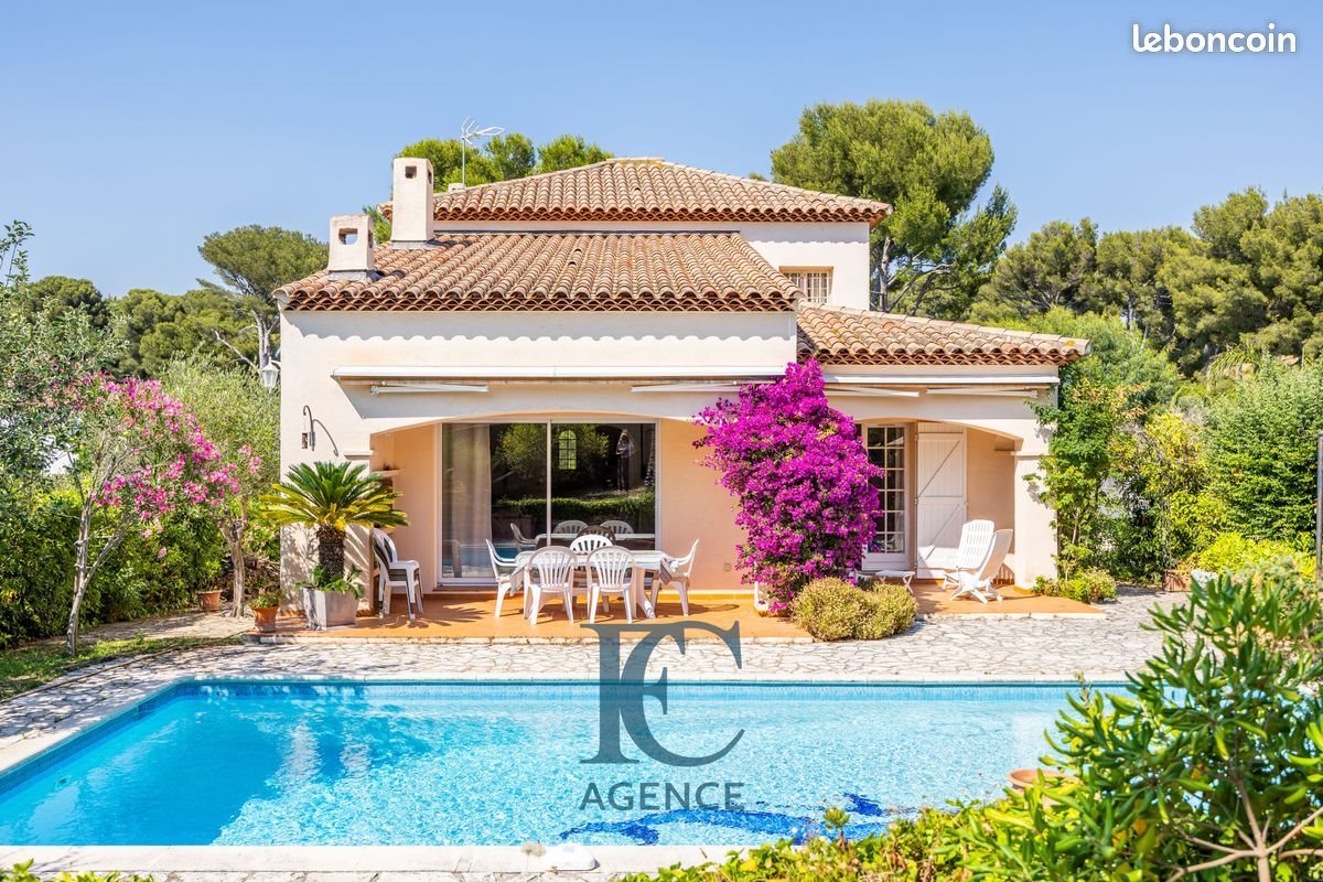 Maison à vendre, 188m², Sanary-sur-Mer