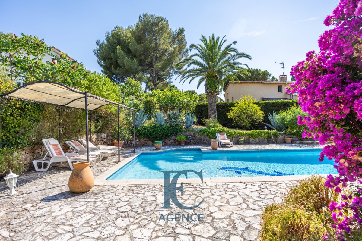 Maison à vendre, 188m², Sanary-sur-Mer