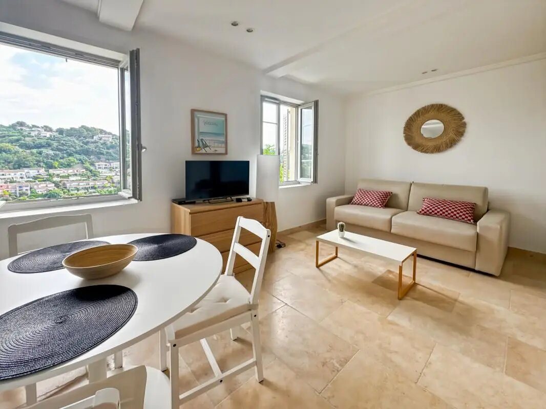 Appartement à louer, 21m², Biot