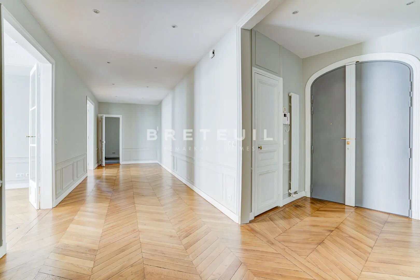 Appartement à louer, 237m², Paris 16ème