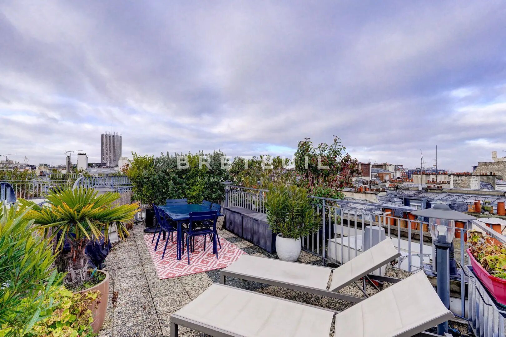 Appartement à louer, 69m², Paris 8ème