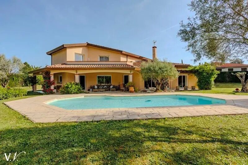 Maison à vendre, 322m², Saint-Jean