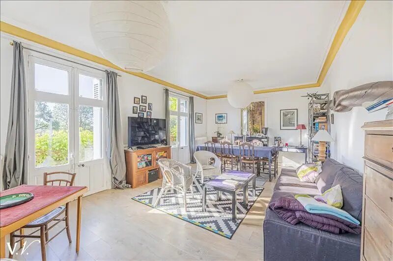 Maison à vendre, 400m², Saint-Etienne-de-Chigny