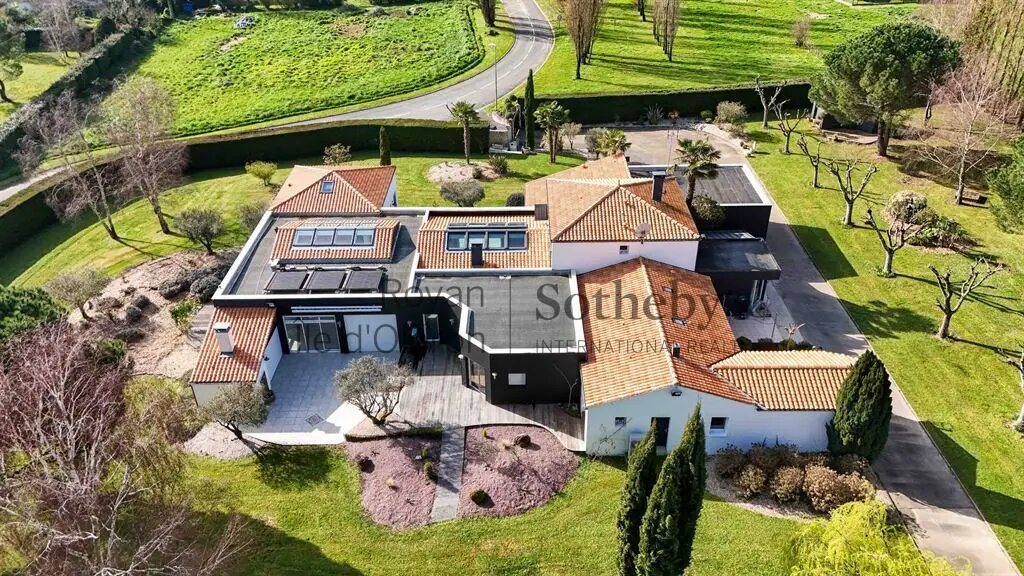 Maison à vendre, 533m², Jazennes