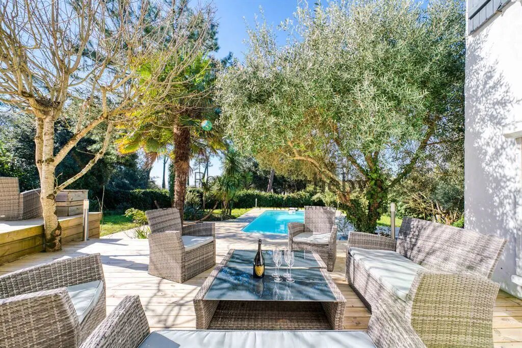 Maison à vendre, 290m², Saint-Palais-sur-Mer