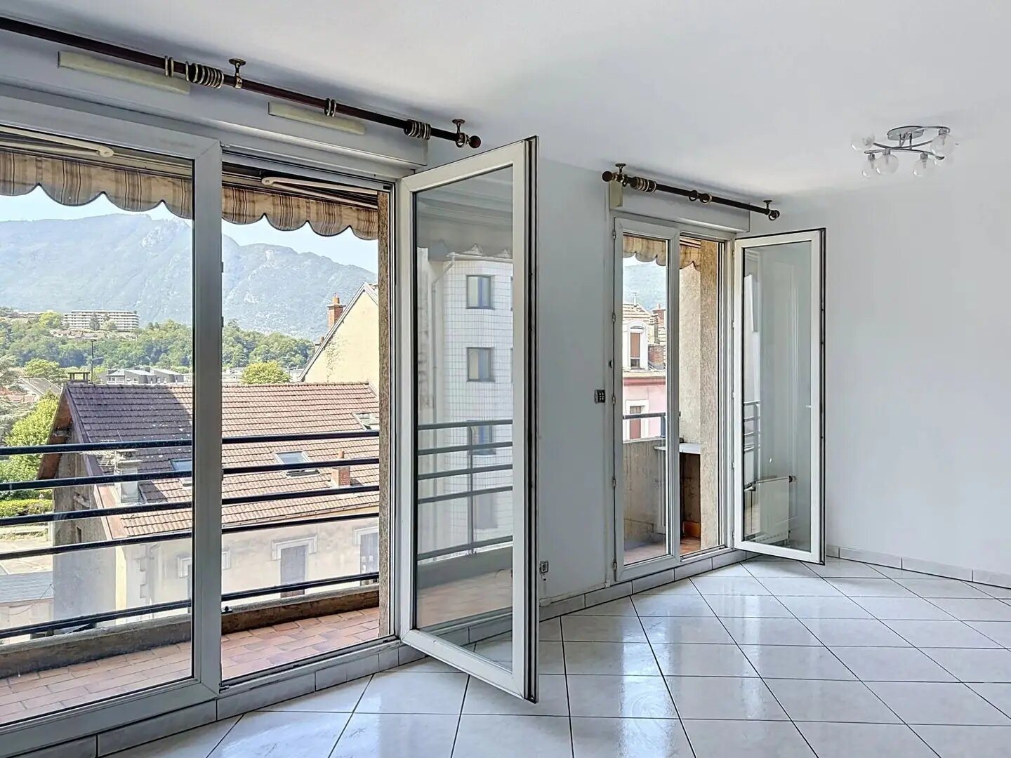 Appartement à louer, 75m², Aix-les-Bains