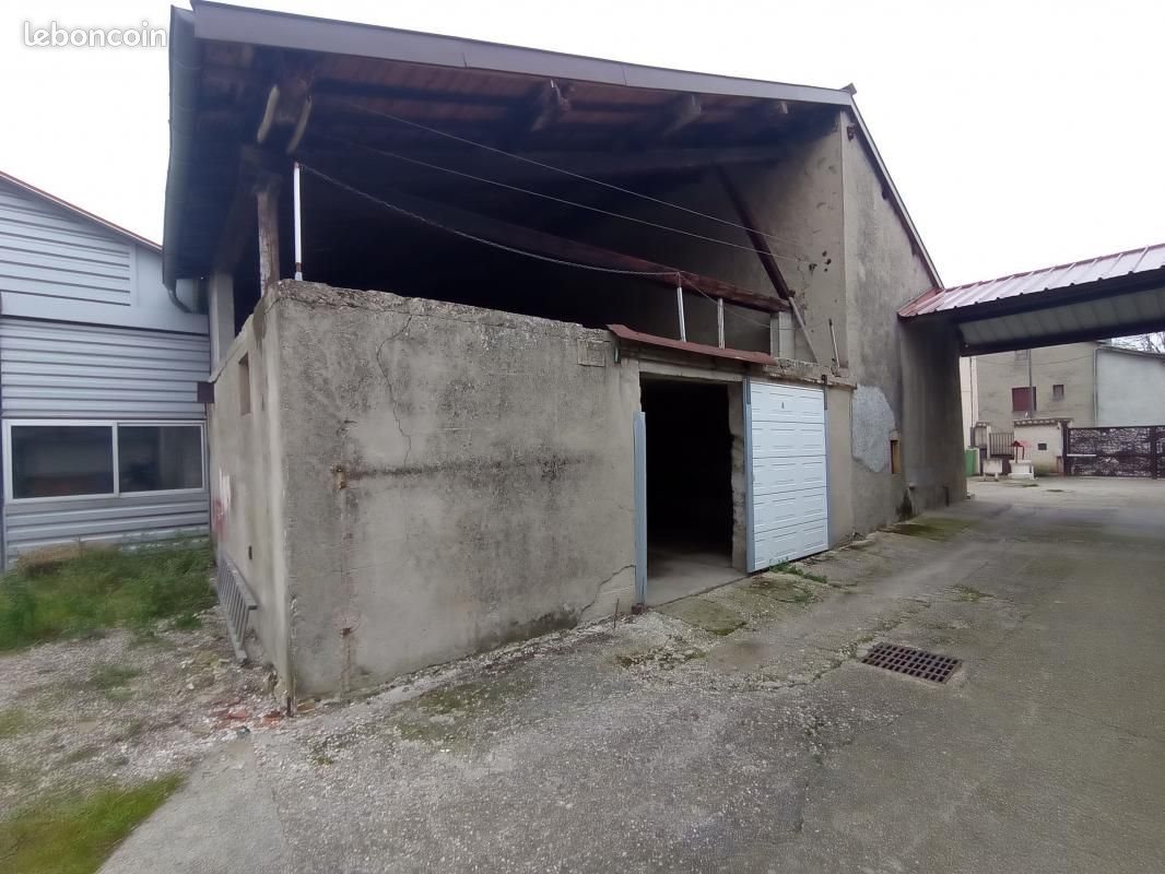 Maison à vendre, 500m², Vaulx-en-Velin
