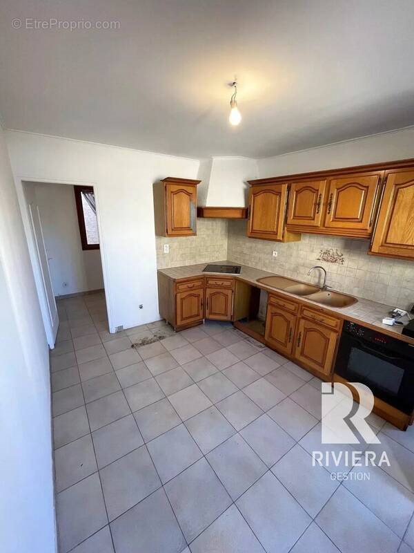 Appartement à vendre, 73m², Fréjus