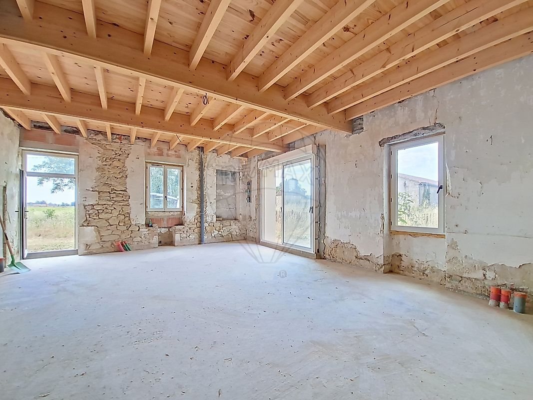 Maison à vendre, 249m², Saint-Pierre-de-Mons