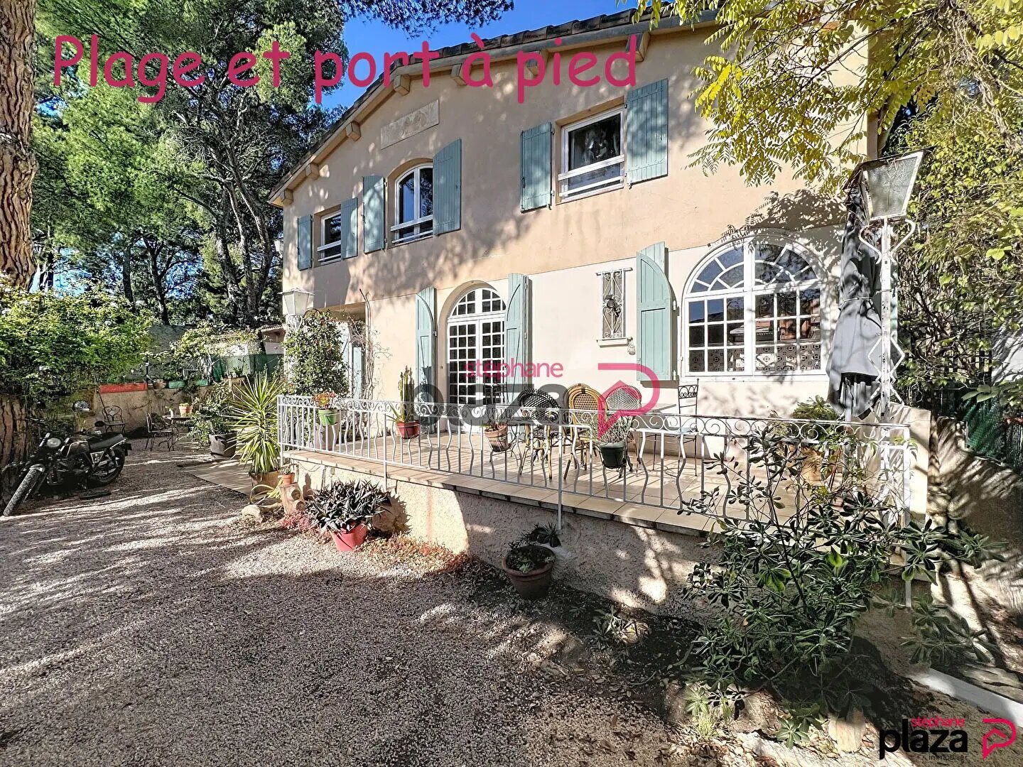 Maison à vendre, 200m², Saint-Cyr-sur-Mer