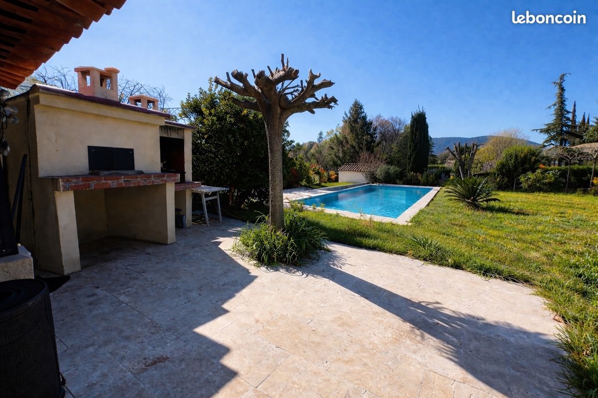 Maison à vendre, 160m², Saint-Zacharie