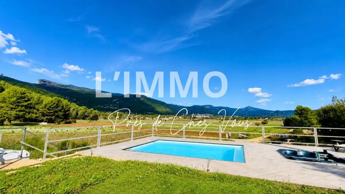 Maison à vendre, 140m², Cuges-les-Pins