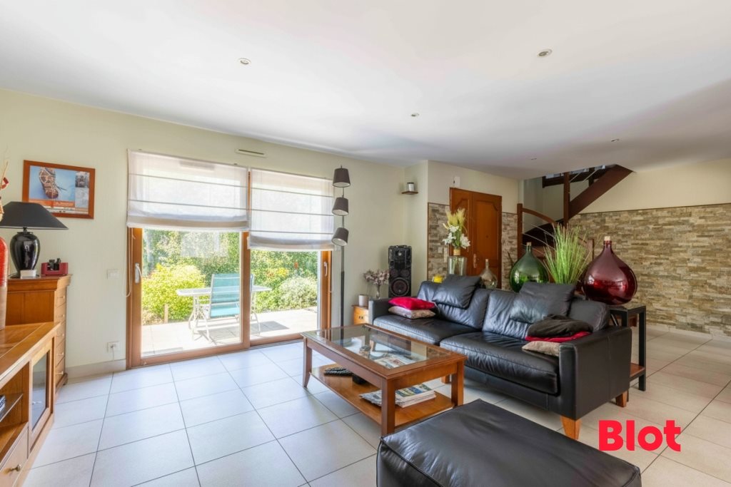 Maison à vendre, 185m², Chevaigné