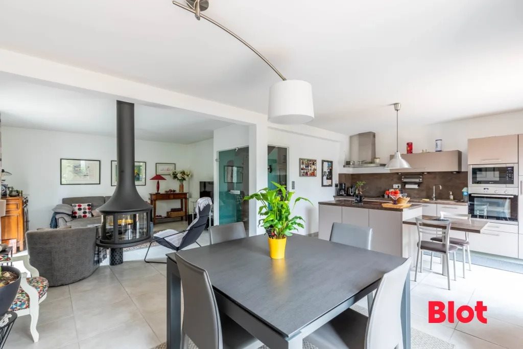 Maison à vendre, 151m², Betton
