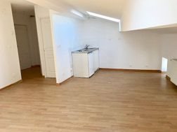 Appartement à louer, 40m², Pont-Saint-Vincent