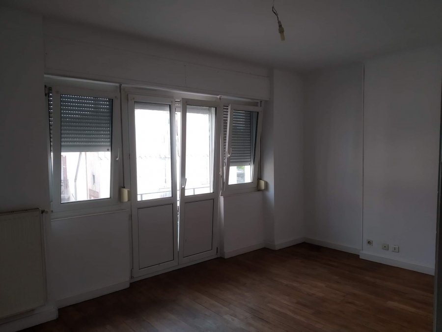 Appartement à louer, 81m², Charmes
