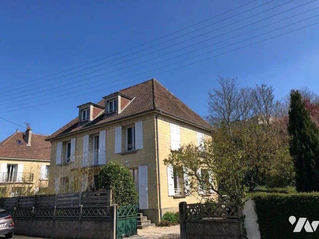 Maison à louer, 170m², Caen