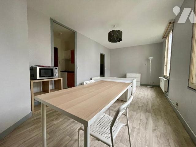 Appartement à louer, 28m², Compiègne