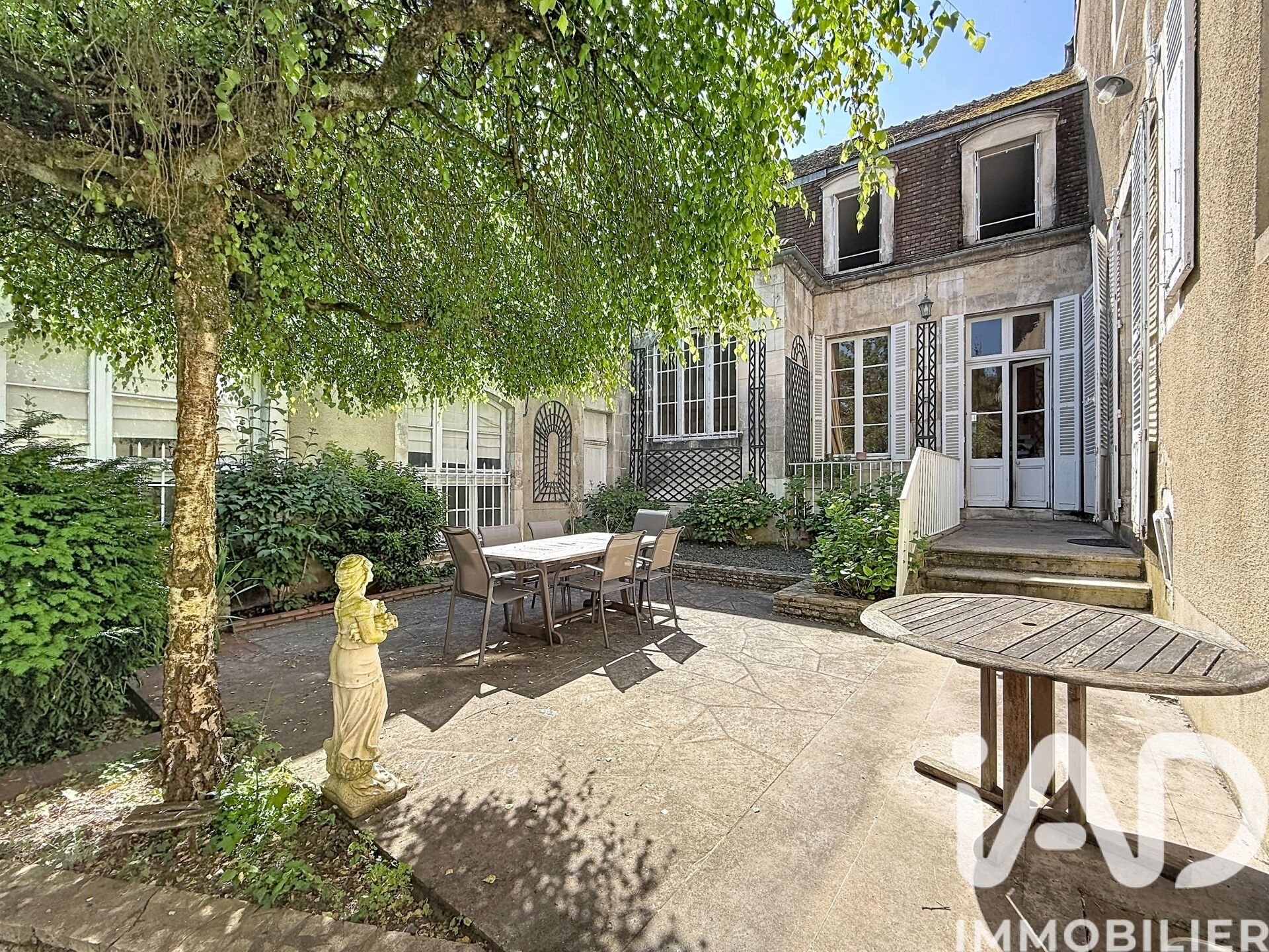 Maison à vendre, 390m², Auxerre