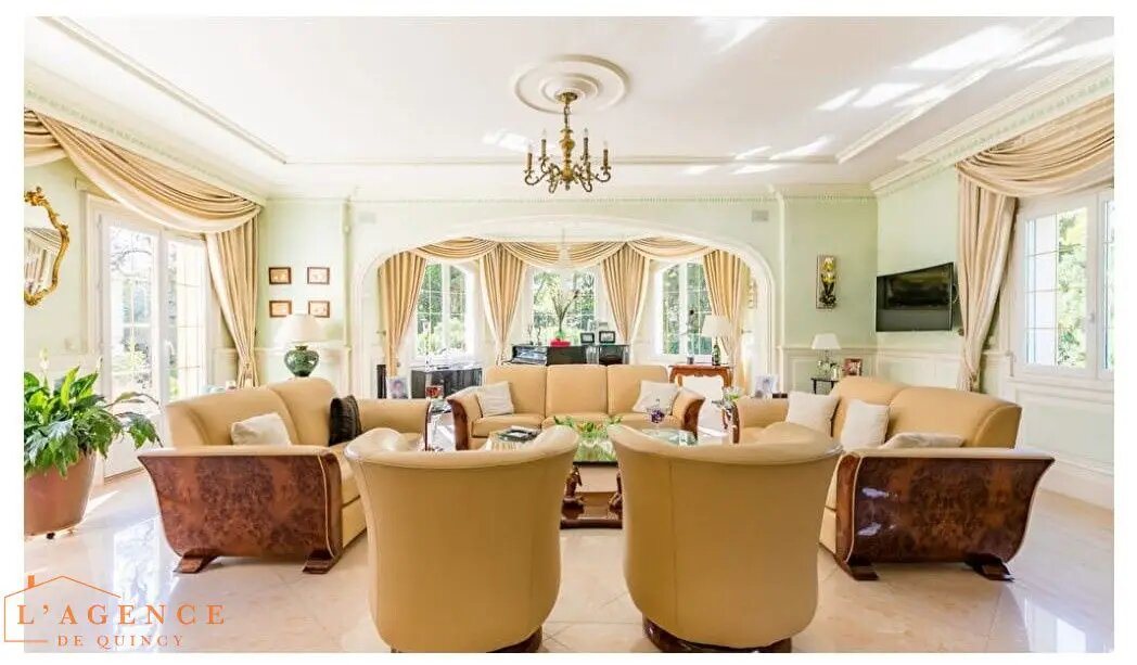 Maison à vendre, 505m², Crépy-en-Valois