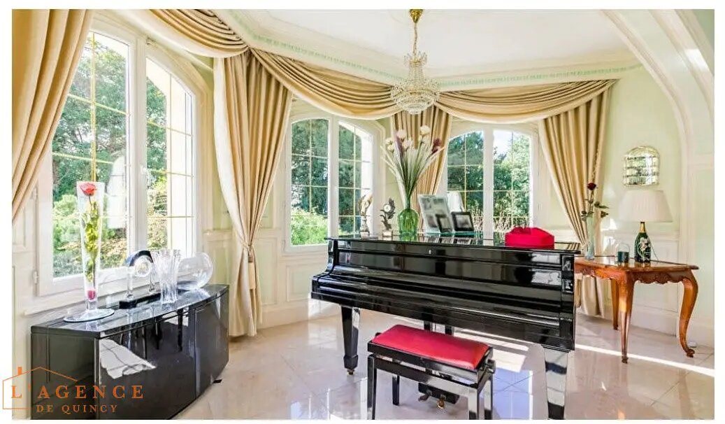 Maison à vendre, 505m², Crépy-en-Valois