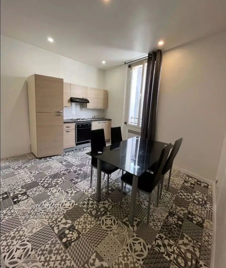 Appartement à vendre, 28m², Brignoles